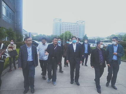 “新基建”，雨花臺(tái)區(qū)政府及東南大學(xué)領(lǐng)導(dǎo)專家來泰通科技調(diào)研